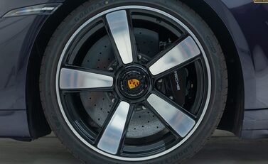 Porsche 911 SPORT CLASSIC (992) 32