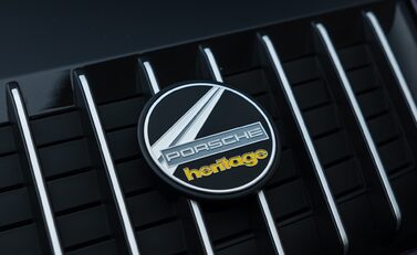 Porsche 911 SPORT CLASSIC (992) 40