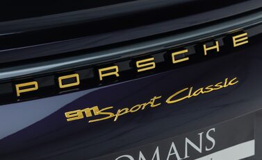 Porsche 911 SPORT CLASSIC (992) 42