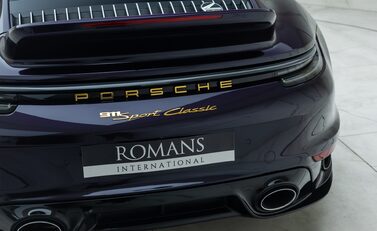 Porsche 911 SPORT CLASSIC (992) 34
