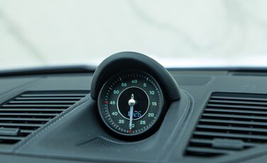 Porsche 911 SPORT CLASSIC (992) 20