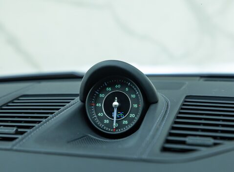 Porsche 911 SPORT CLASSIC (992) 20