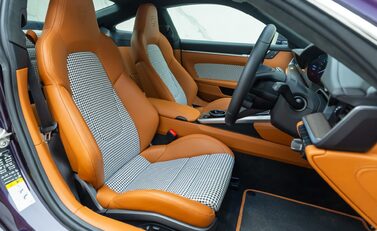 Porsche 911 SPORT CLASSIC (992) 14