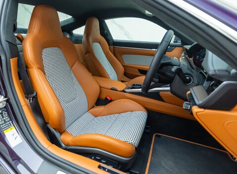 Porsche 911 SPORT CLASSIC (992) 14