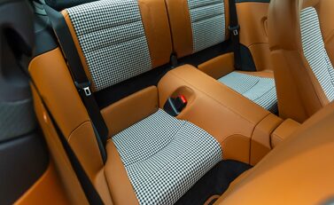 Porsche 911 SPORT CLASSIC (992) 16