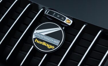 Porsche 911 SPORT CLASSIC (992) 41