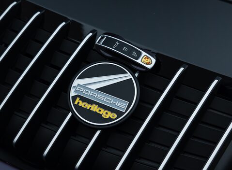 Porsche 911 SPORT CLASSIC (992) 41