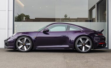 Porsche 911 SPORT CLASSIC (992) 3