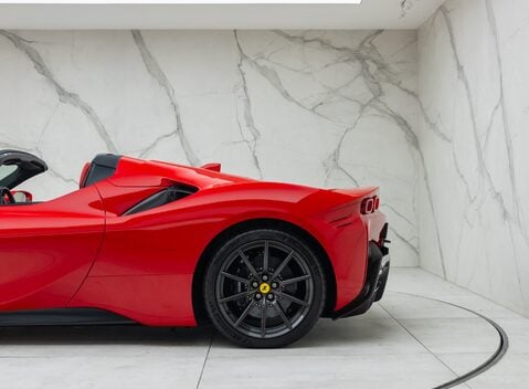 Ferrari SF90 Spider 47