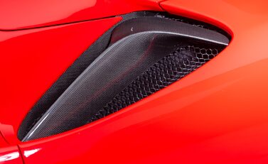 Ferrari SF90 Spider 39