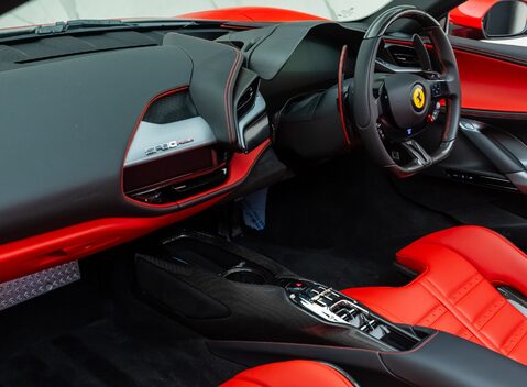 Ferrari SF90 Spider 22