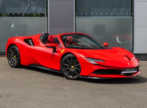 Ferrari SF90 Spider 2