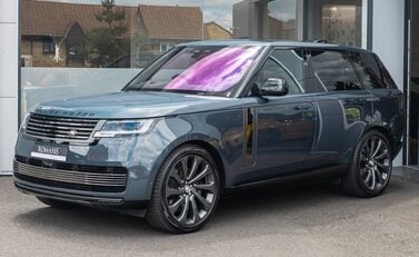 Land Rover Range Rover P530 SV 2