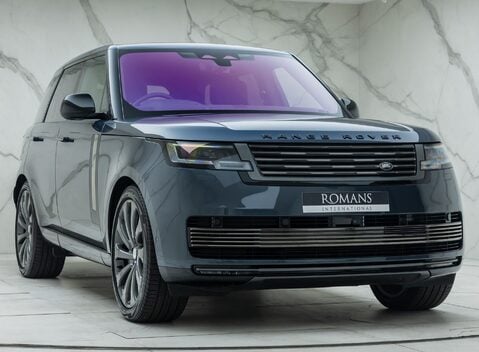 Land Rover Range Rover P530 SV 9