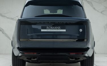 Land Rover Range Rover P530 SV 8