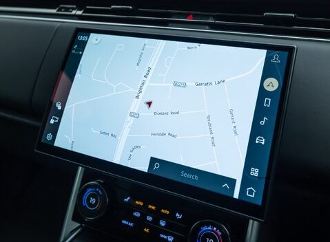 Land Rover Range Rover P530 SV 25