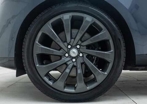 Land Rover Range Rover P530 SV