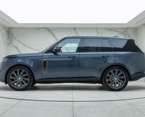 Land Rover Range Rover P530 SV