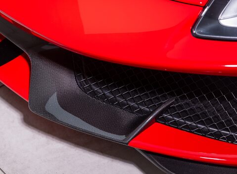 Ferrari 488 Pista 33