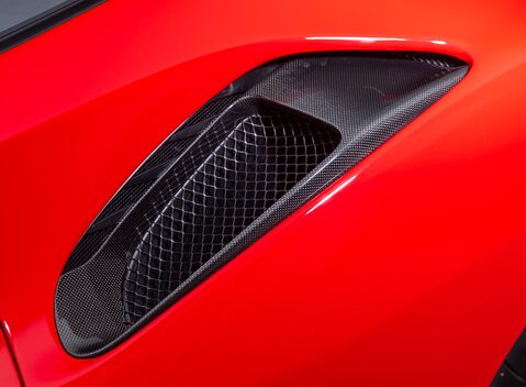 Ferrari 488 Pista 41