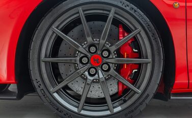 Ferrari 488 Pista 30