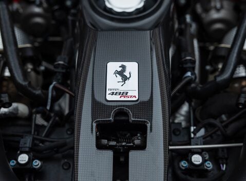 Ferrari 488 Pista 53