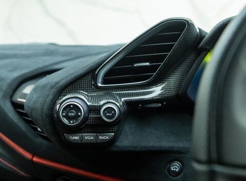 Ferrari 488 Pista 24