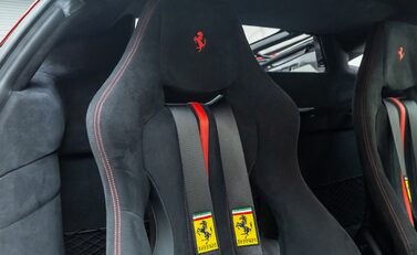 Ferrari 488 Pista 18