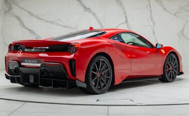 Ferrari 488 Pista 6