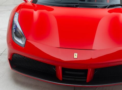 Ferrari 488 SPIDER 30