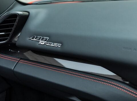 Ferrari 488 SPIDER 24