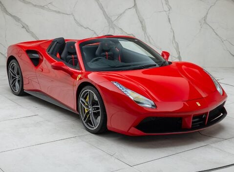 Ferrari 488 SPIDER 14