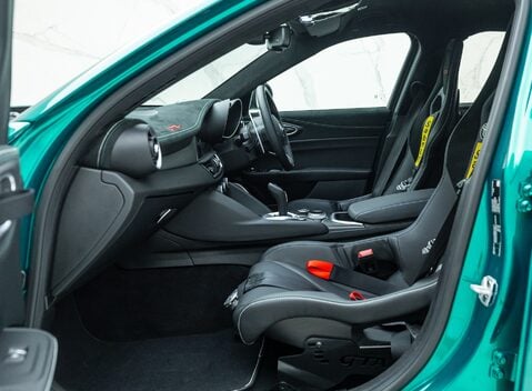 Alfa Romeo Giulia GTAm 20