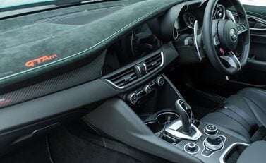 Alfa Romeo Giulia GTAm 21