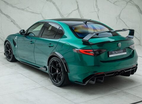 Alfa Romeo Giulia GTAm 12