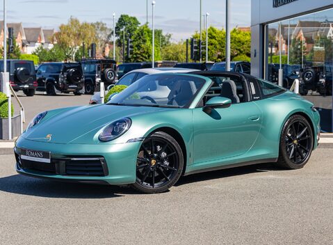 Porsche 911 Targa 4 (992) 2