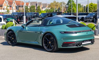 Porsche 911 Targa 4 (992) 4