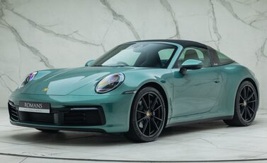 Porsche 911 Targa 4 (992) 5