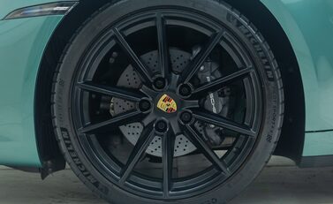 Porsche 911 Targa 4 (992) 28