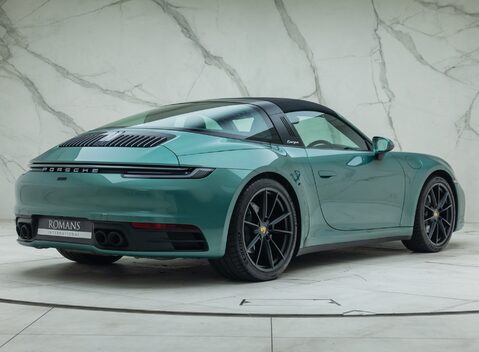 Porsche 911 Targa 4 (992) 8