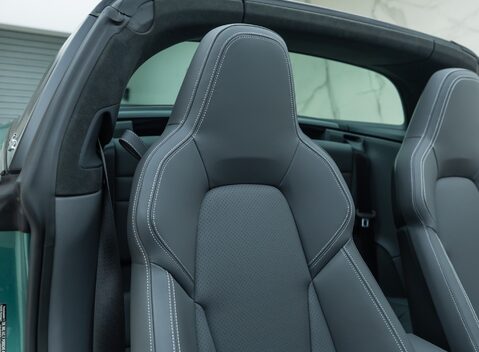 Porsche 911 Targa 4 (992) 18