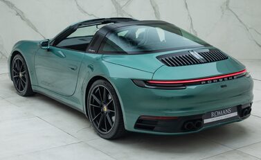 Porsche 911 Targa 4 (992) 15