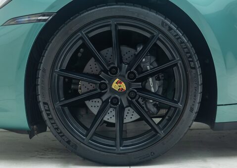 Porsche 911 Targa 4 (992)