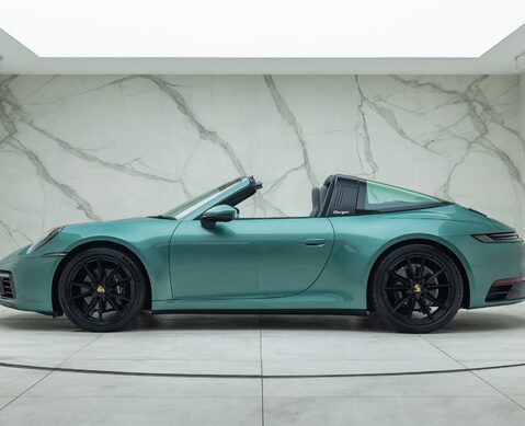 Porsche 911 Targa 4 (992)