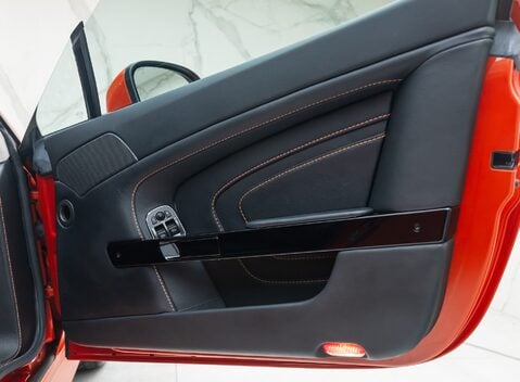 Aston Martin V12 Vantage S 24