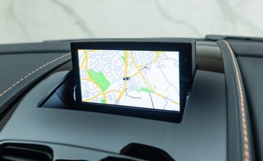 Aston Martin V12 Vantage S 19