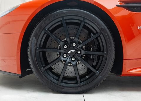 Aston Martin V12 Vantage S