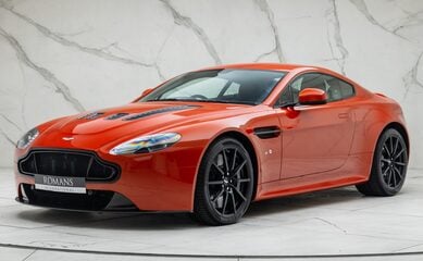Aston Martin Vantage S V12
