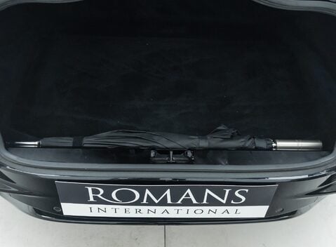 Aston Martin DB11 V8 35