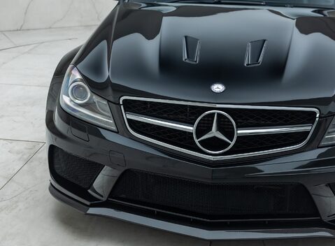 Mercedes-Benz C63 AMG Black Series 27